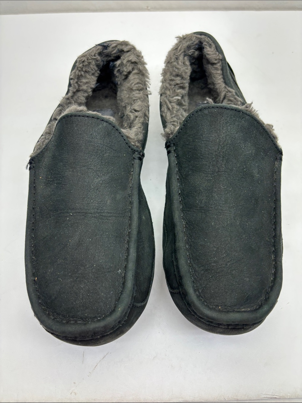 UGG Men's Black Fleece-Lined Slip-On Moccasin Slippers, size 11